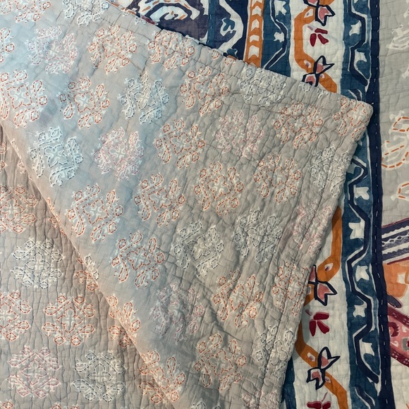 Anthropologie Twin Quilt - Picture 5 of 6